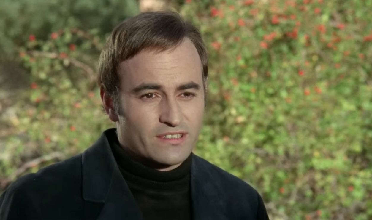 Screenshot from The Werewolf vs. the Vampire Woman (1971)