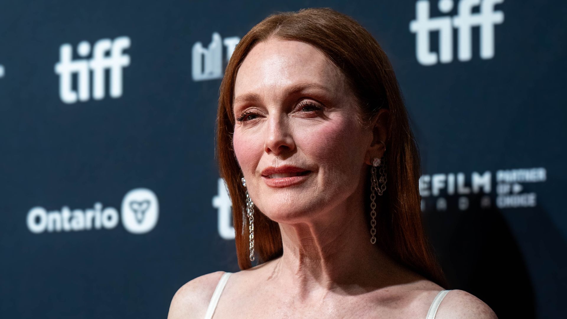 File:Julianne Moore at the 2024 Toronto International Film Festival 2.jpg