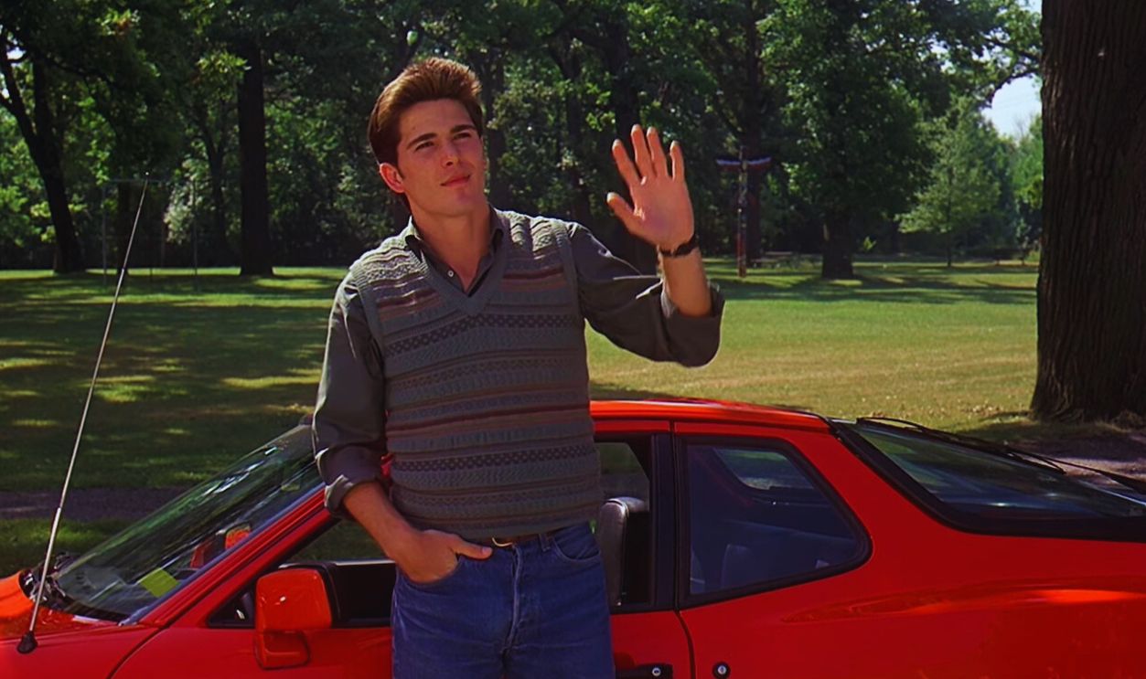Screenshot from Sixteen Candles (1984)