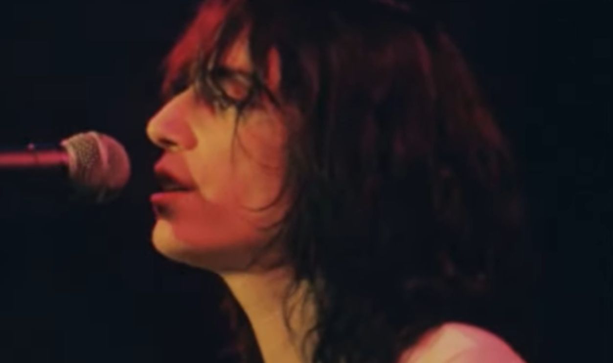 Patti Smith – “Gloria”