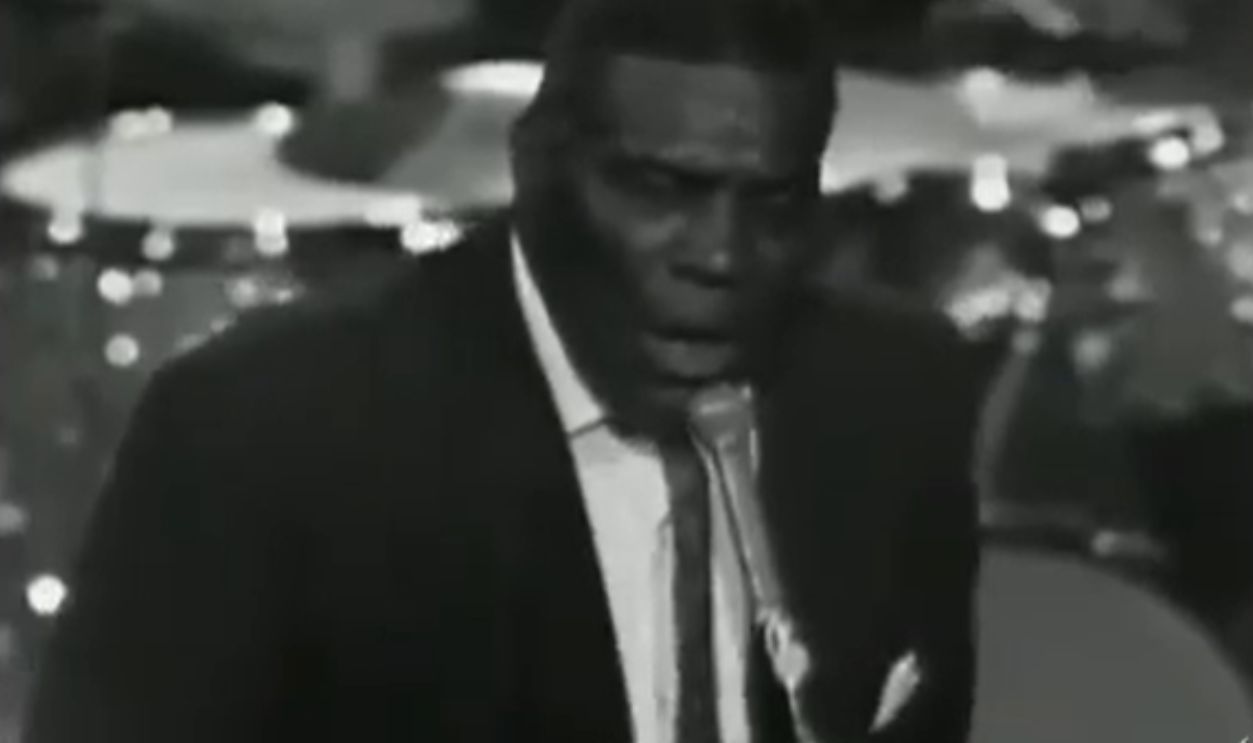 18. Howlin’ Wolf – “Smokestack Lightning”