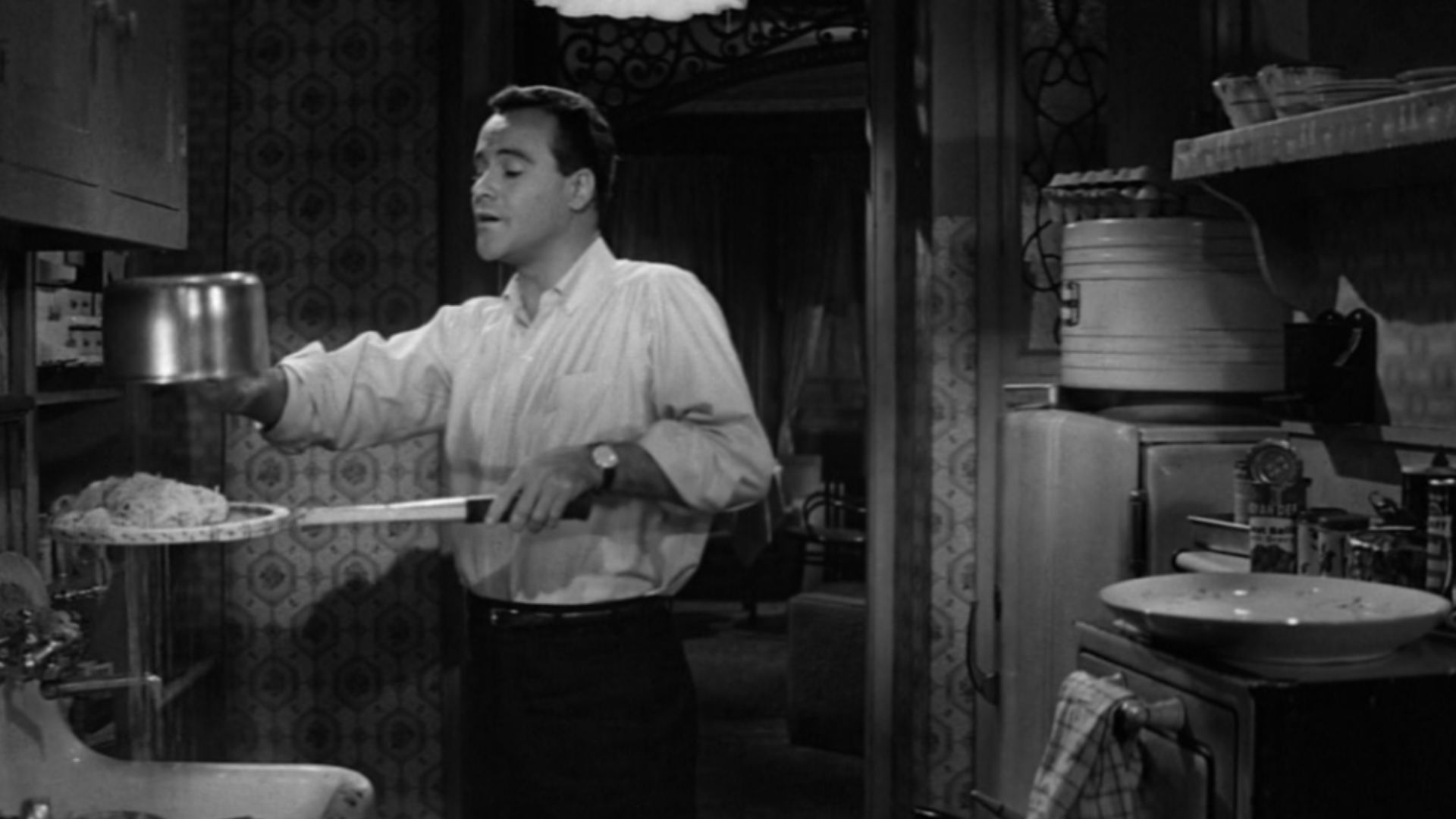 File:The apartment trailer spaghetti2.JPG