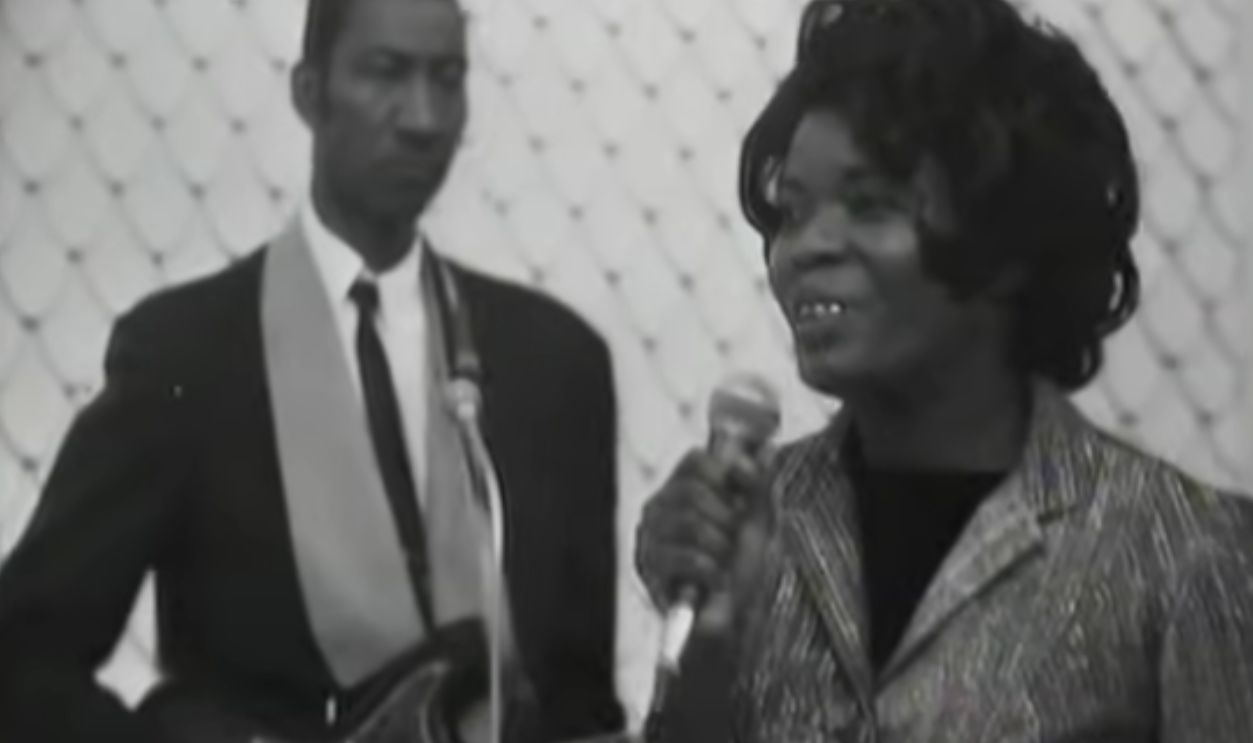 27. Koko Taylor – “Wang Dang Doodle”