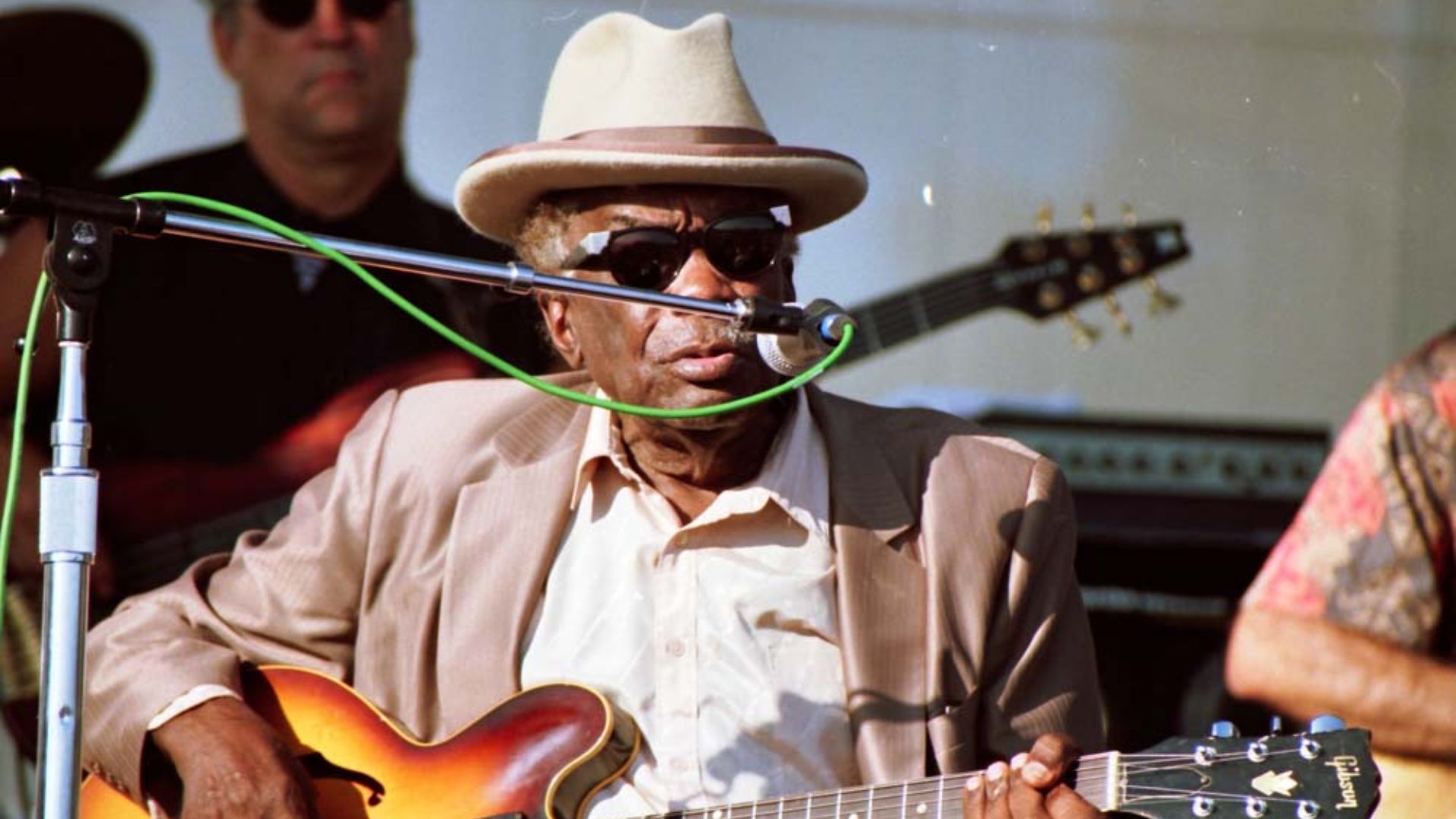File:JohnLeeHooker1997.jpg