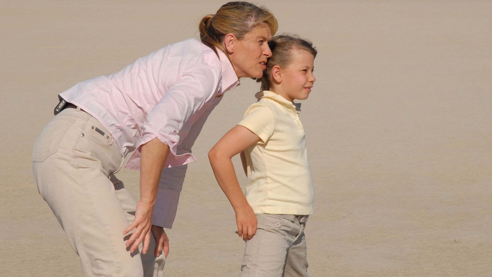 File:Terri and Bindi Irwin 2.jpg