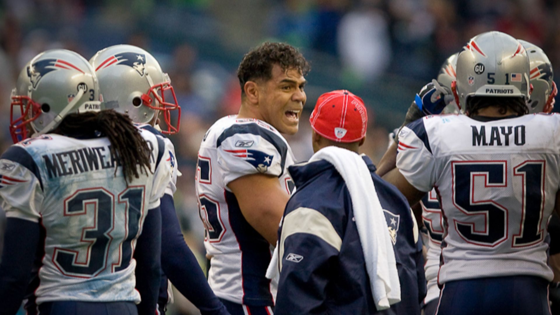 File:Junior Seau with Patriots side view.jpg