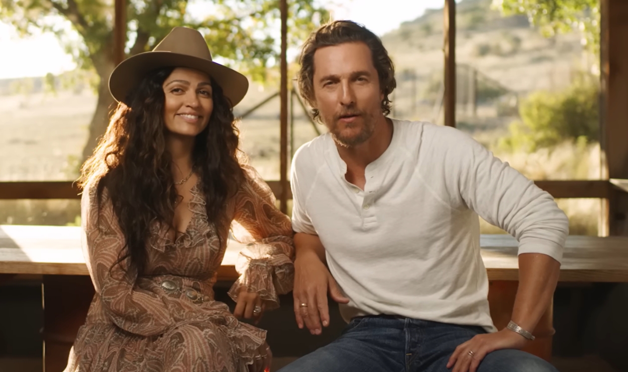 Matthew Mcconaughey And Camila Alves Mcconaughey (2)