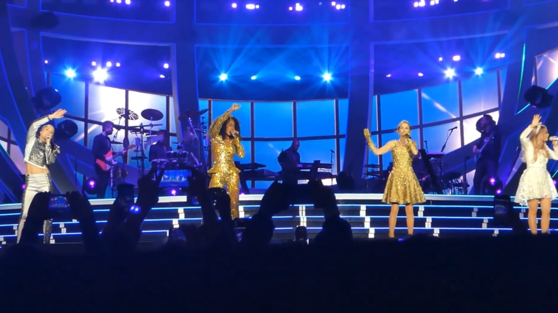 File:SpiceWorldTour2019-29.png