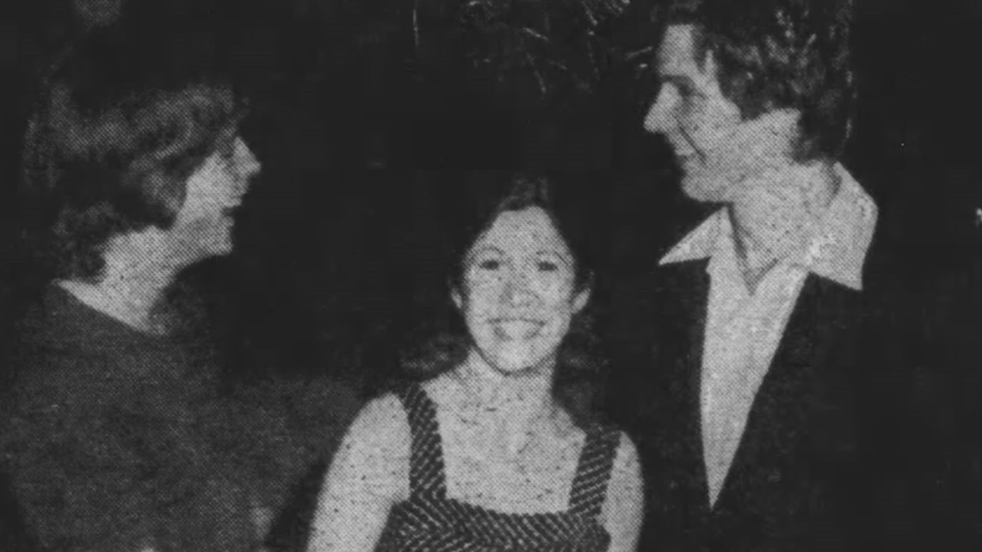 File:'Star Wars' — big step for three young actors, The Rock Island Argus, 1977.jpg