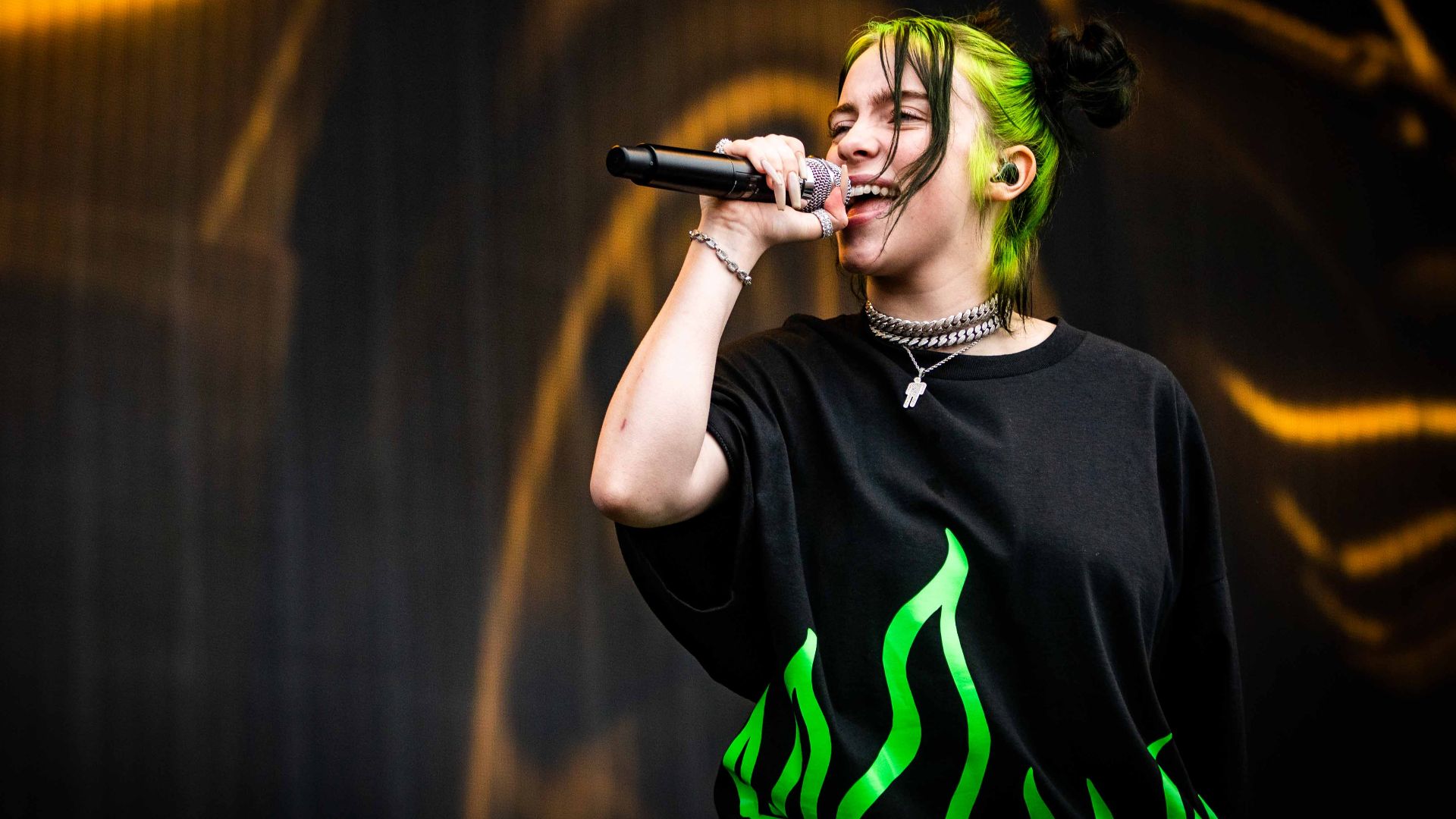 File:Billie Eilish at Pukkelpop Festival - 18 AUGUST 2019 (01).jpg