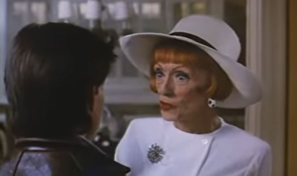 Screenshot from Wicked Stepmother (1989)