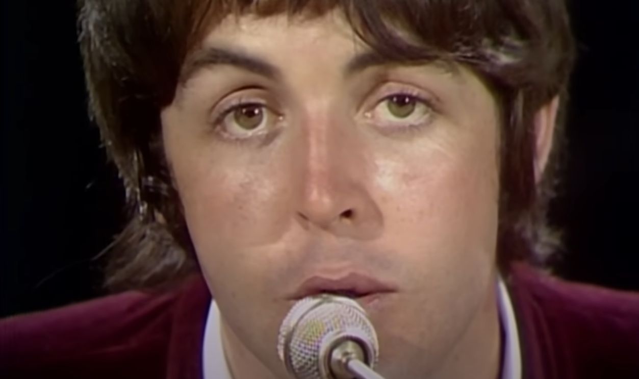 “Hey Jude, Don’t Make It Bad” (The Beatles)