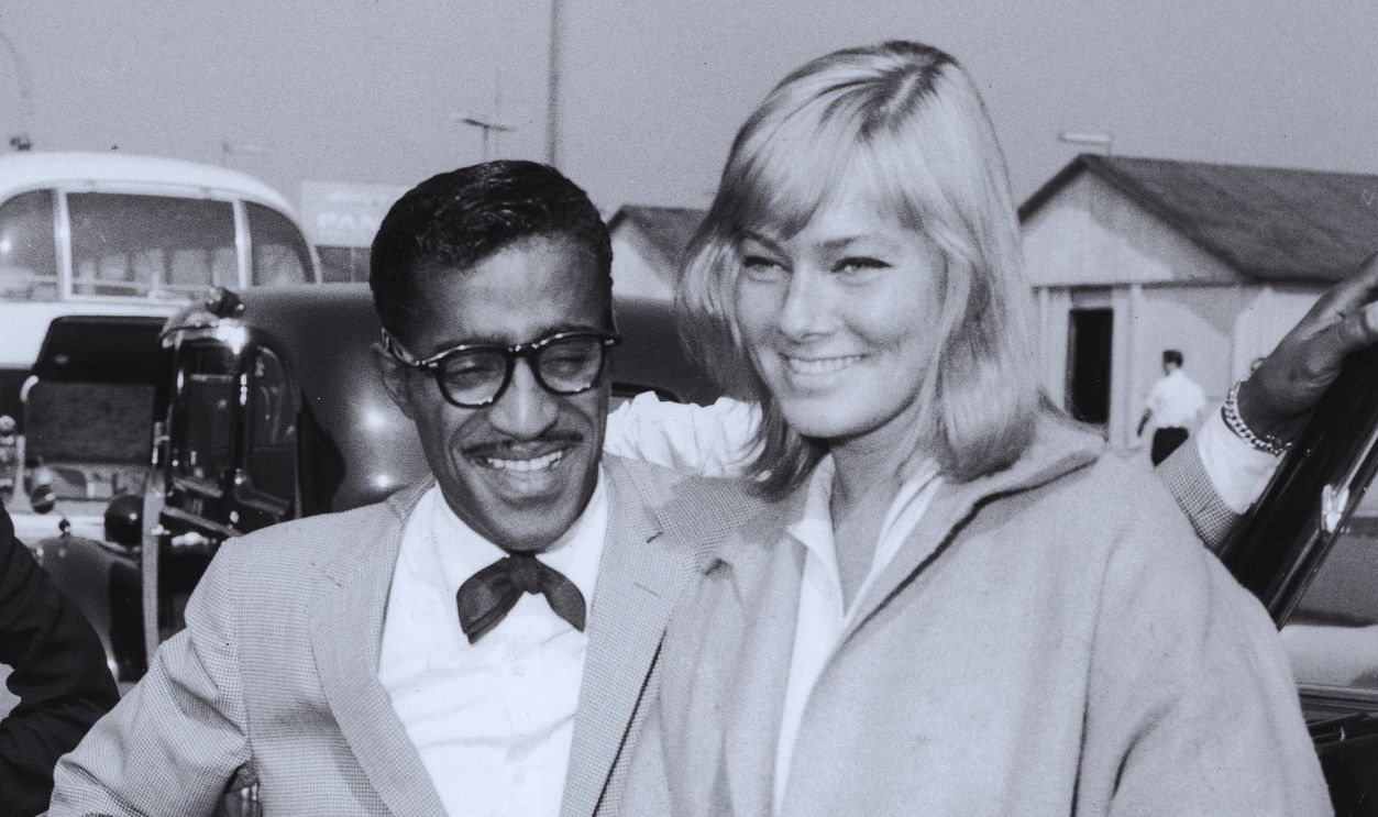 Gettyimages - 1943917, Sammy Davis Jr. + 1st wife May Britt American singer and actor Sammy Davis Jr. (1925 - 1990) meets his girlfriend Swedish actor May Britt at London Airport, England, June 1960. The two were married later that year untill 1968.
