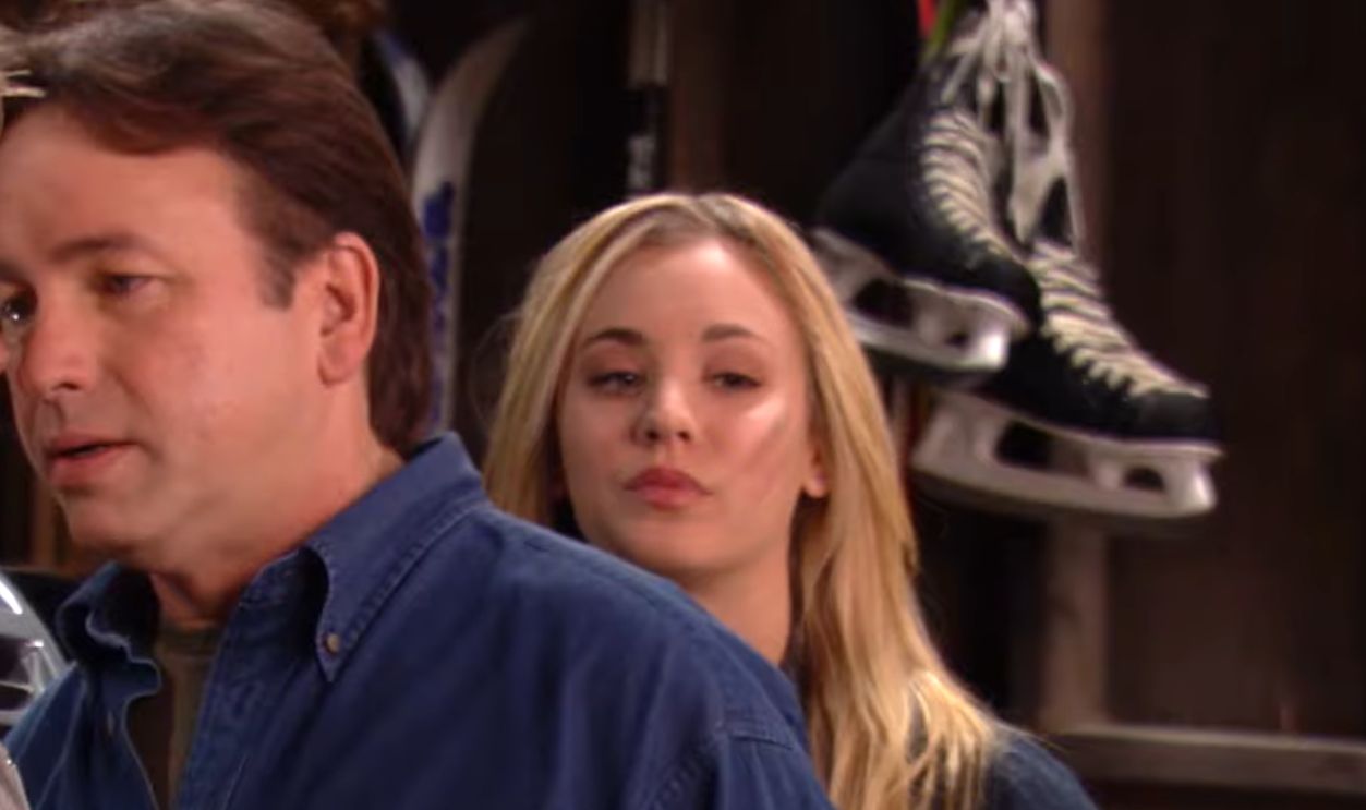 Screenshot from 8 Simple Rules (2002–2005)