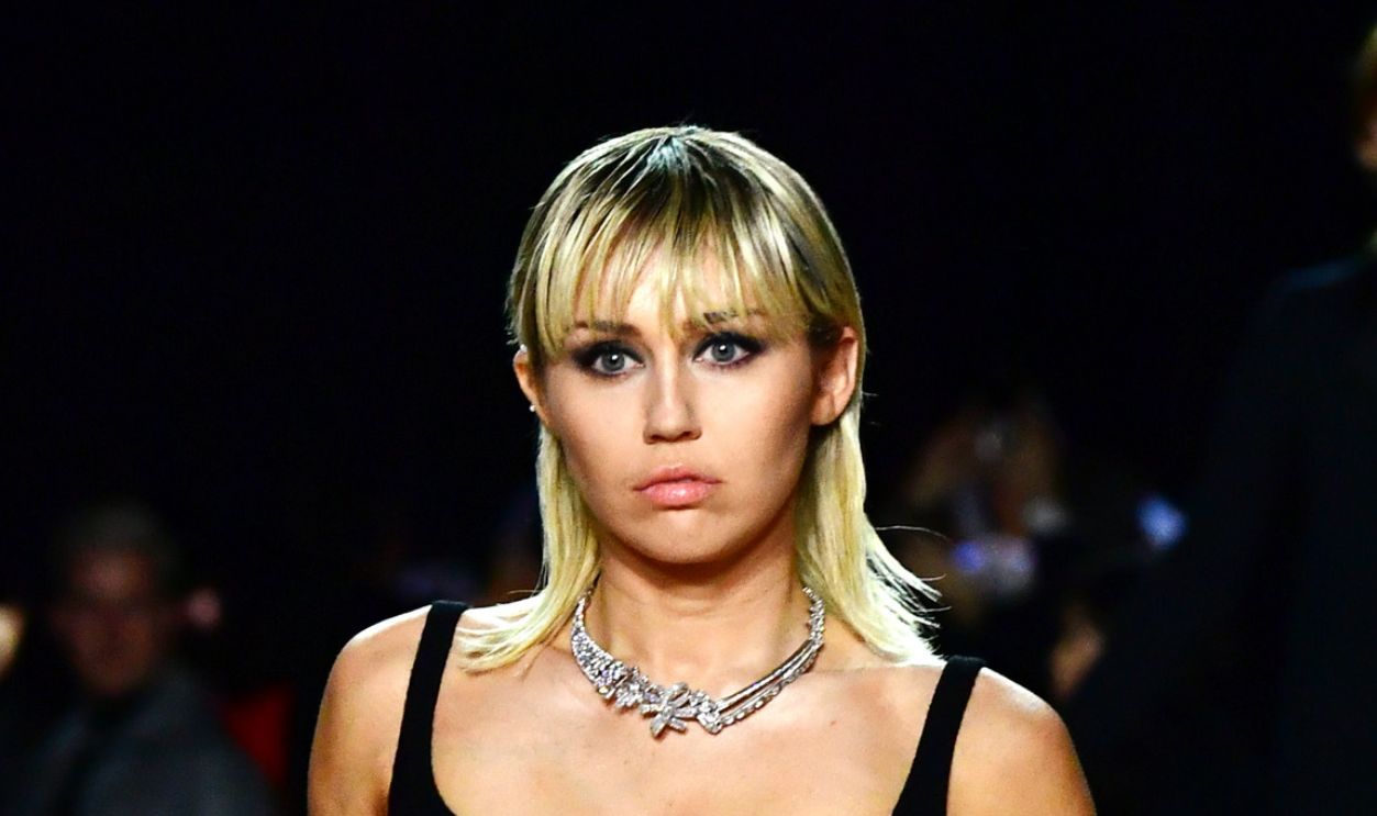 NEW YORK, NEW YORK - FEBRUARY 12: Miley Cyrus walks the runway at the Marc Jacobs Fall 2020 runway show during New York Fashion Week on February 12, 2020 in New York City.