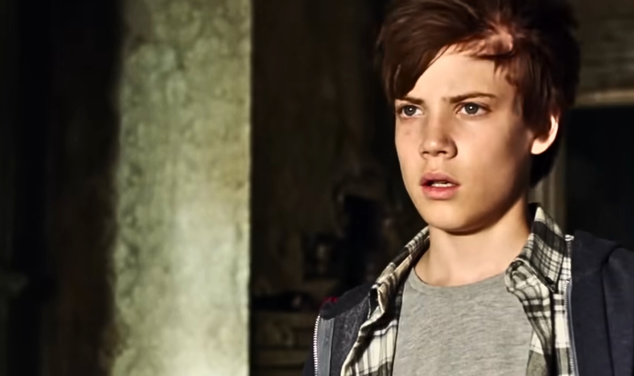 Screenshot from The Dark Tower (2017)