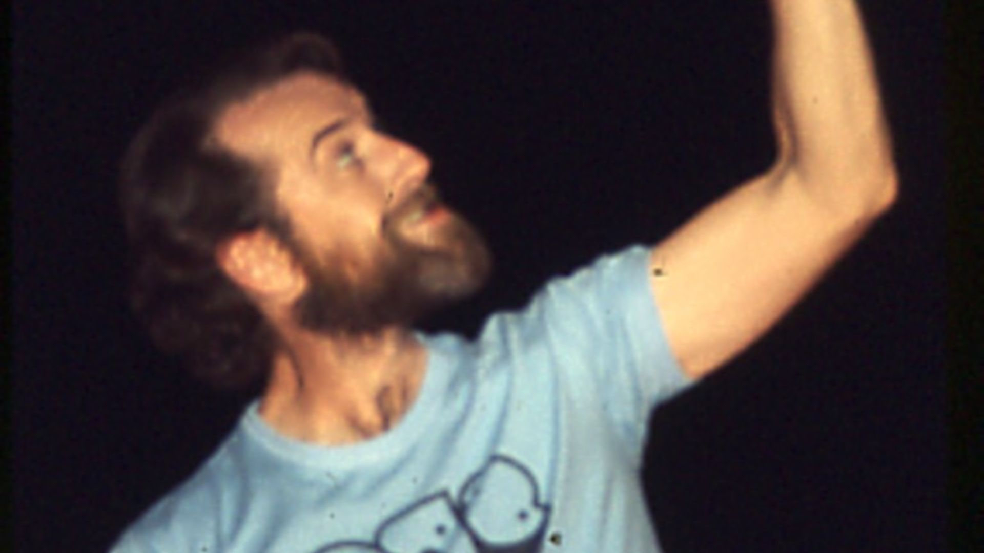 File:George Carlin In concert at the Zembo Mosque, Harrisburg, Pa.jpg