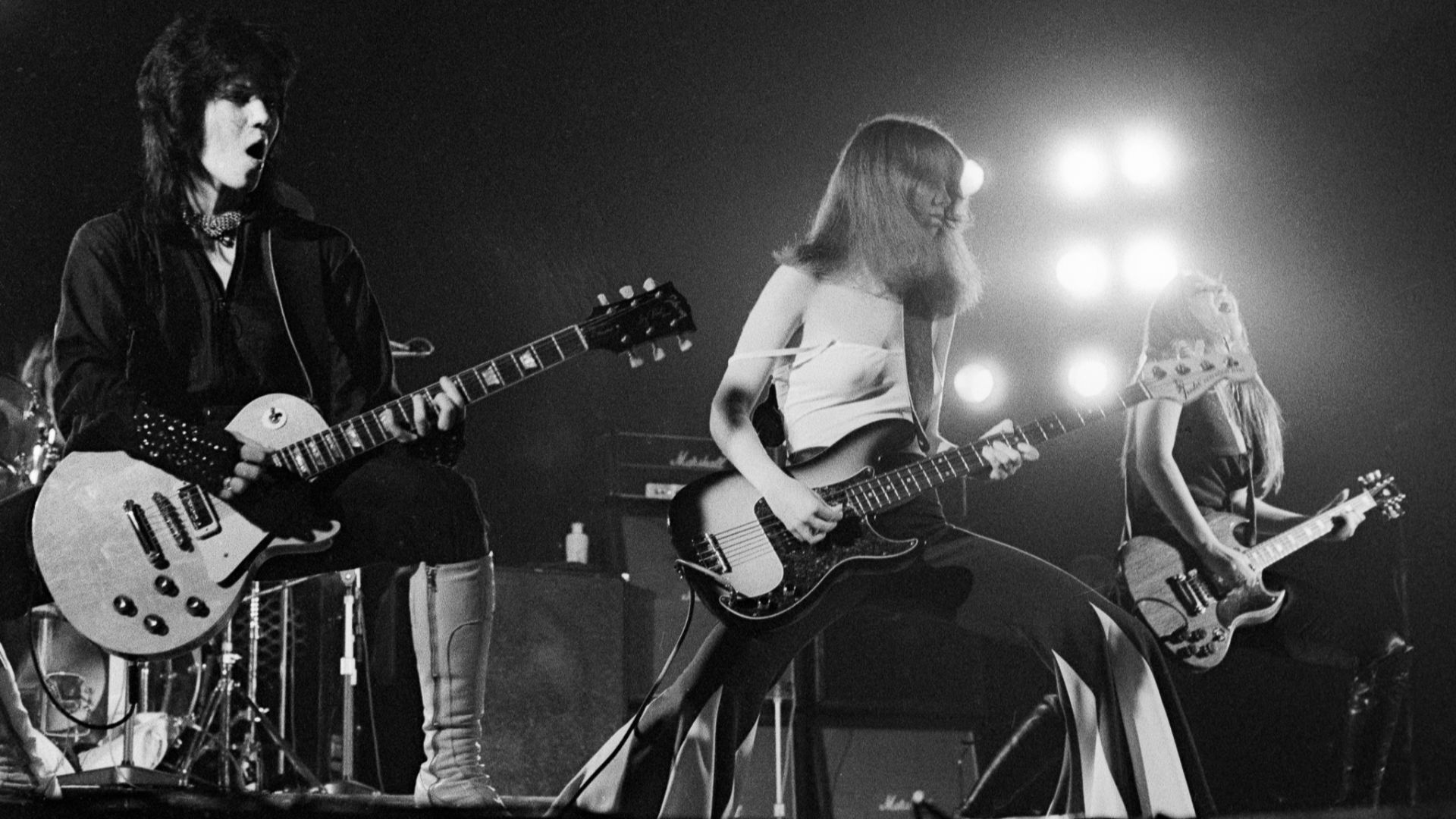 File:The Runaways at Brumrock '76 (4 of 7).jpg