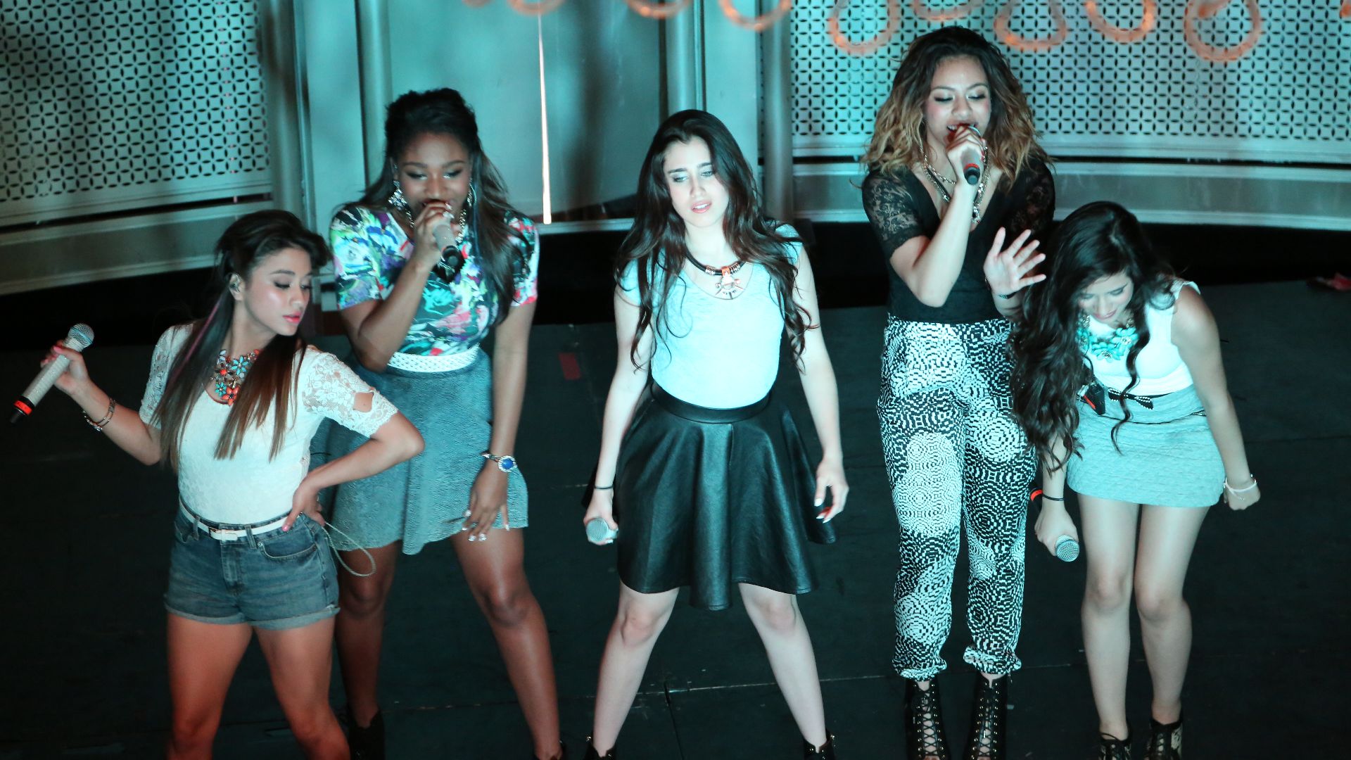 File:Fifth Harmony (9529937550).jpg