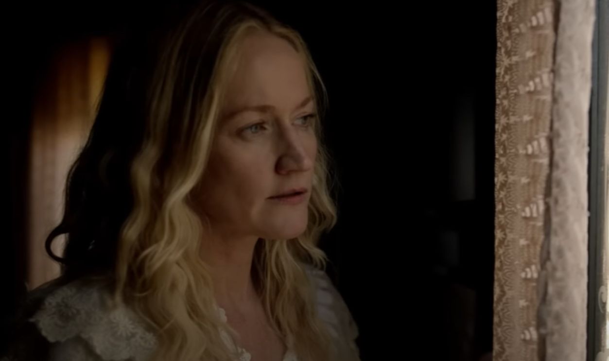 Screenshot from Deadwood: The Movie (2019)