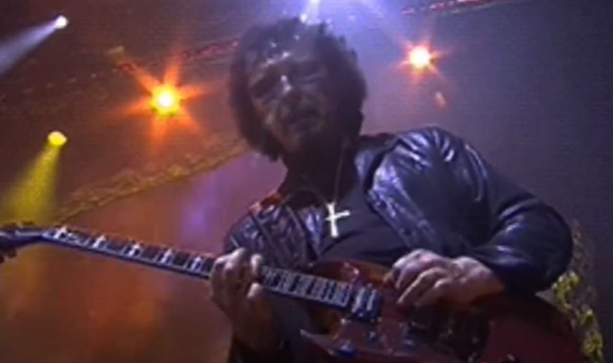 Black Sabbath – Supernaut (1972)