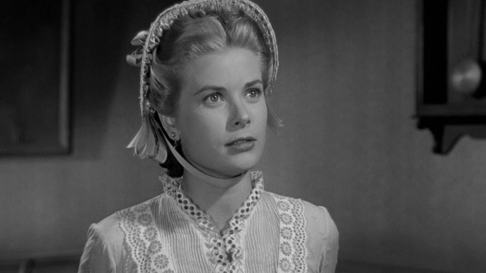 File:GraceKellyHighNoonTrailerScreenshot1952.jpg