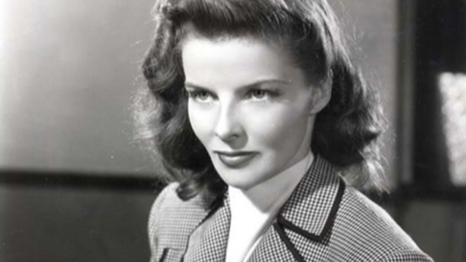 File:Katharine hepburn woman of the year.jpg