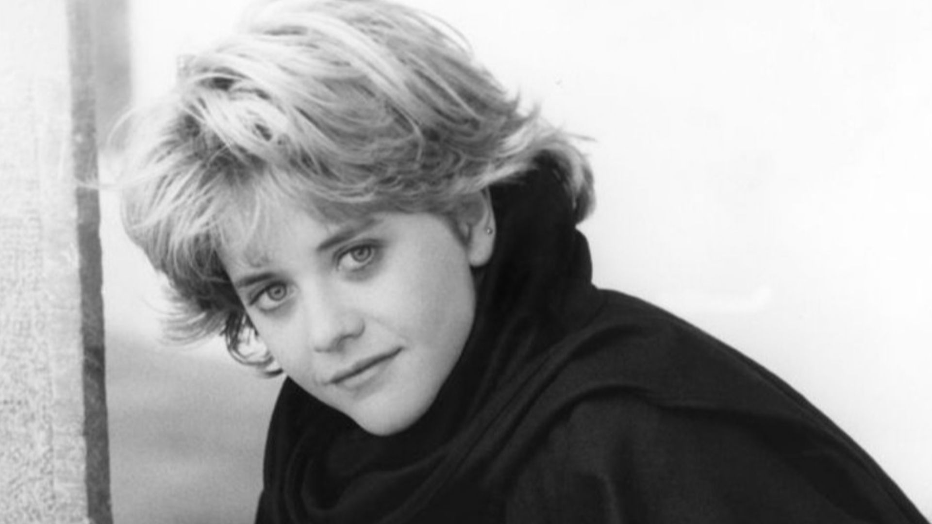 File:Meg Ryan - As the World Turns (1983).jpg