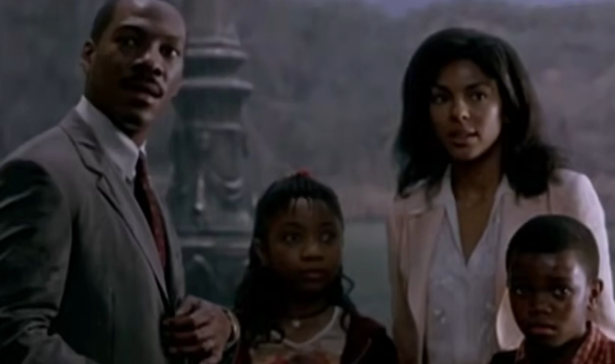 Screenshot from The Haunted Mansion (2003)