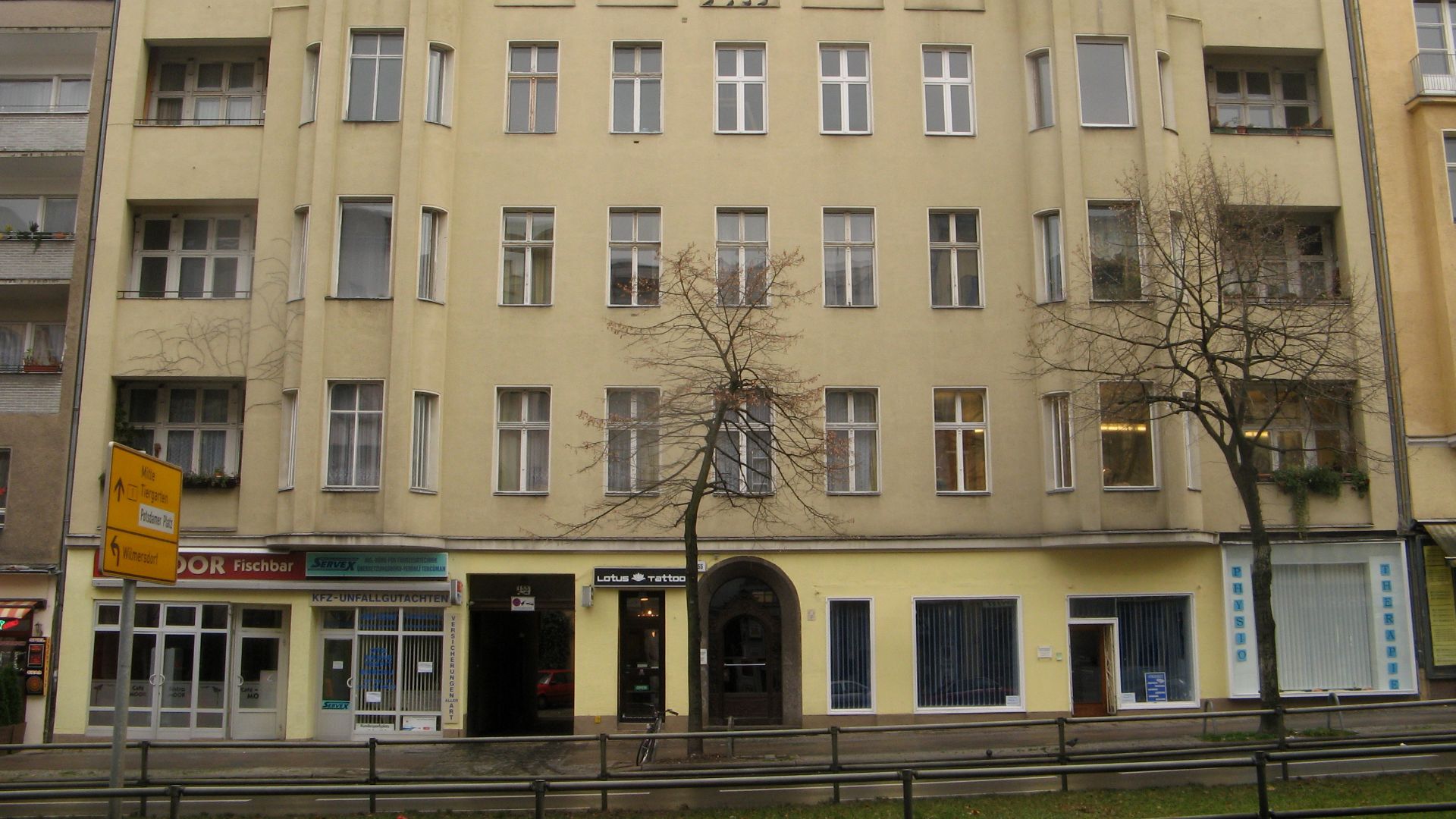 File:Hauptstrasse 155 ganzhaus.JPG