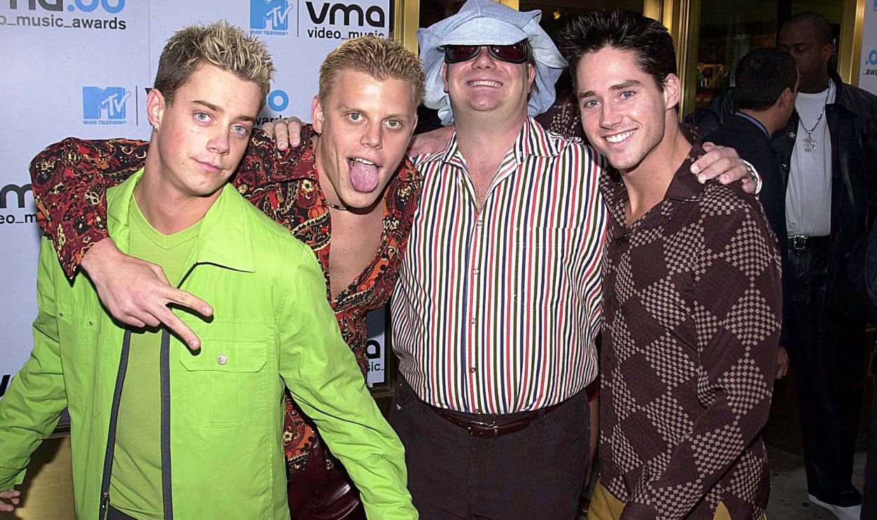 Gettyimages - 111153067, 2000 MTV Video Music Awards Noah Bastian, Michael Cuccione, Kevin Farley and Alex Solowitz of 2gether