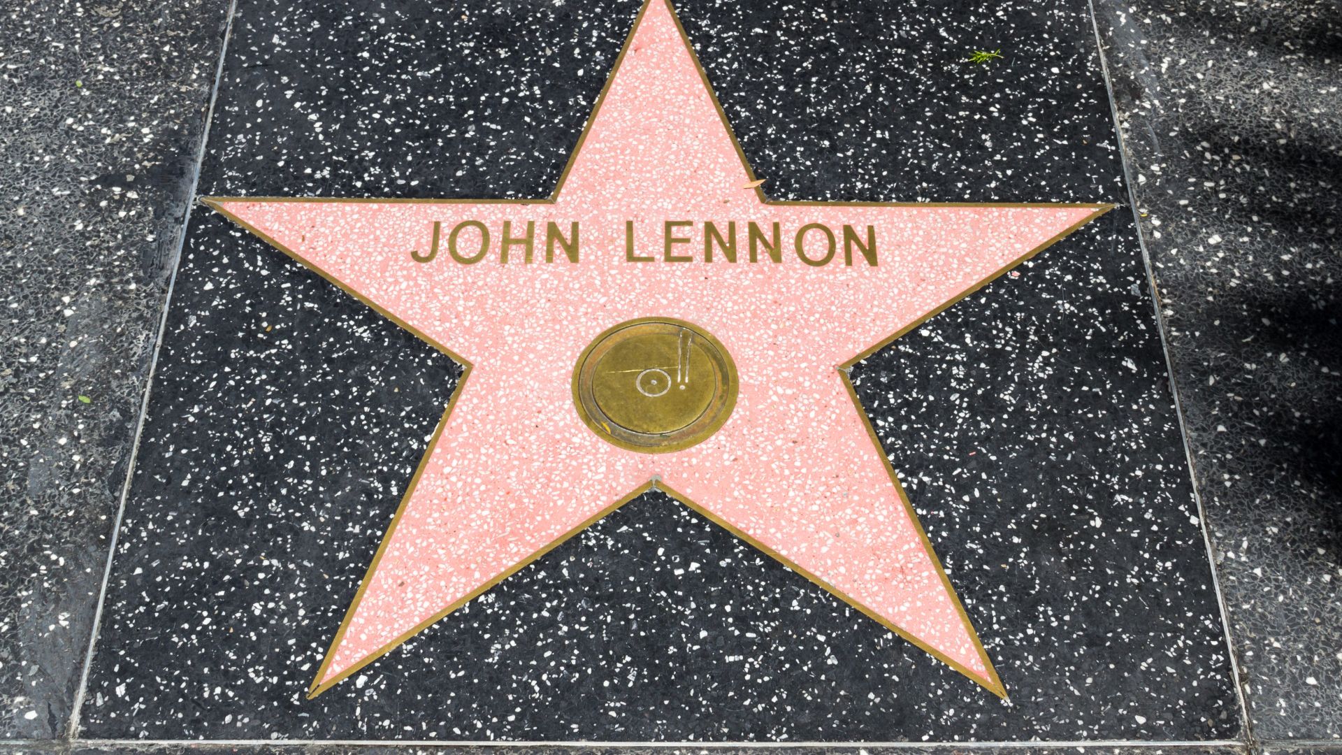 File:Los Angeles (California, USA), Hollywood Boulevard, John Lennon -- 2012 -- 4990.jpg