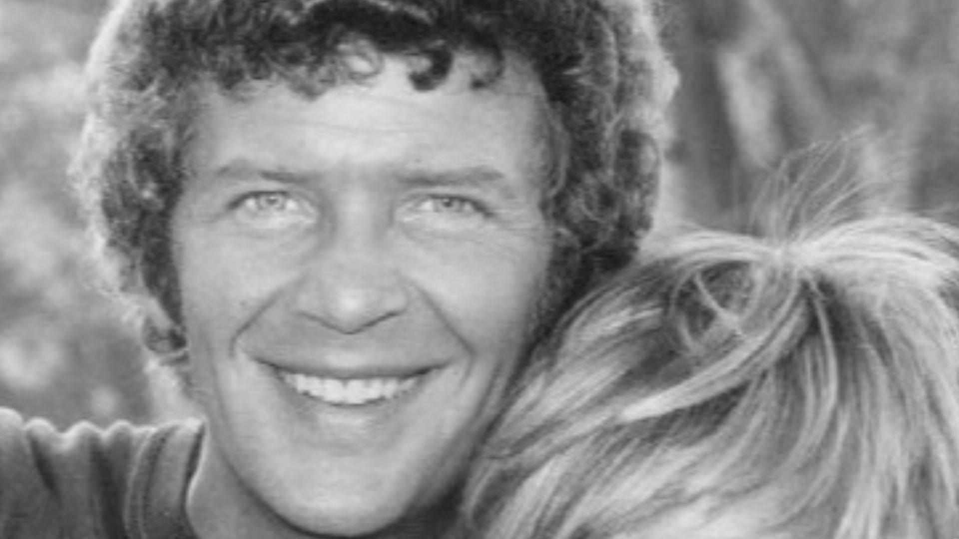 File:The Brady Bunch Robert Reed Florence Henderson 1973 (cropped).jpg