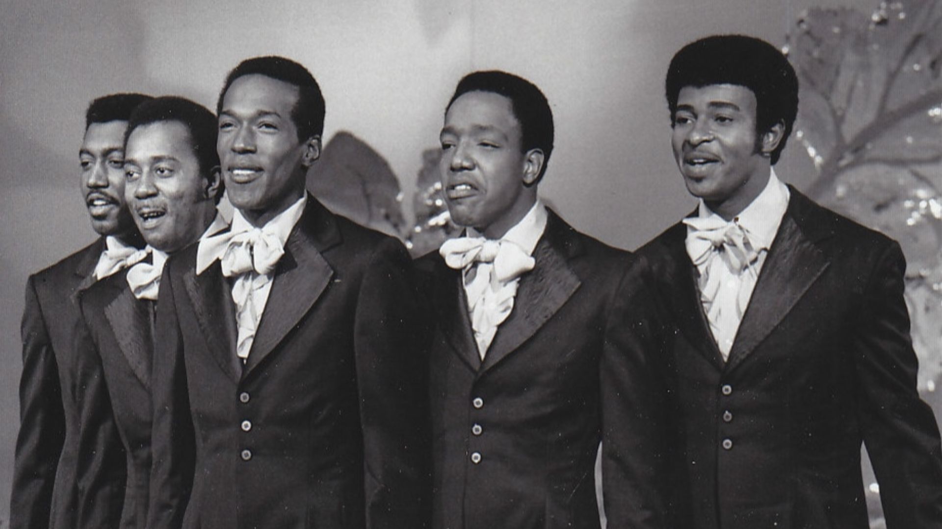 File:The Temptations on the Ed Sullivan Show.JPG