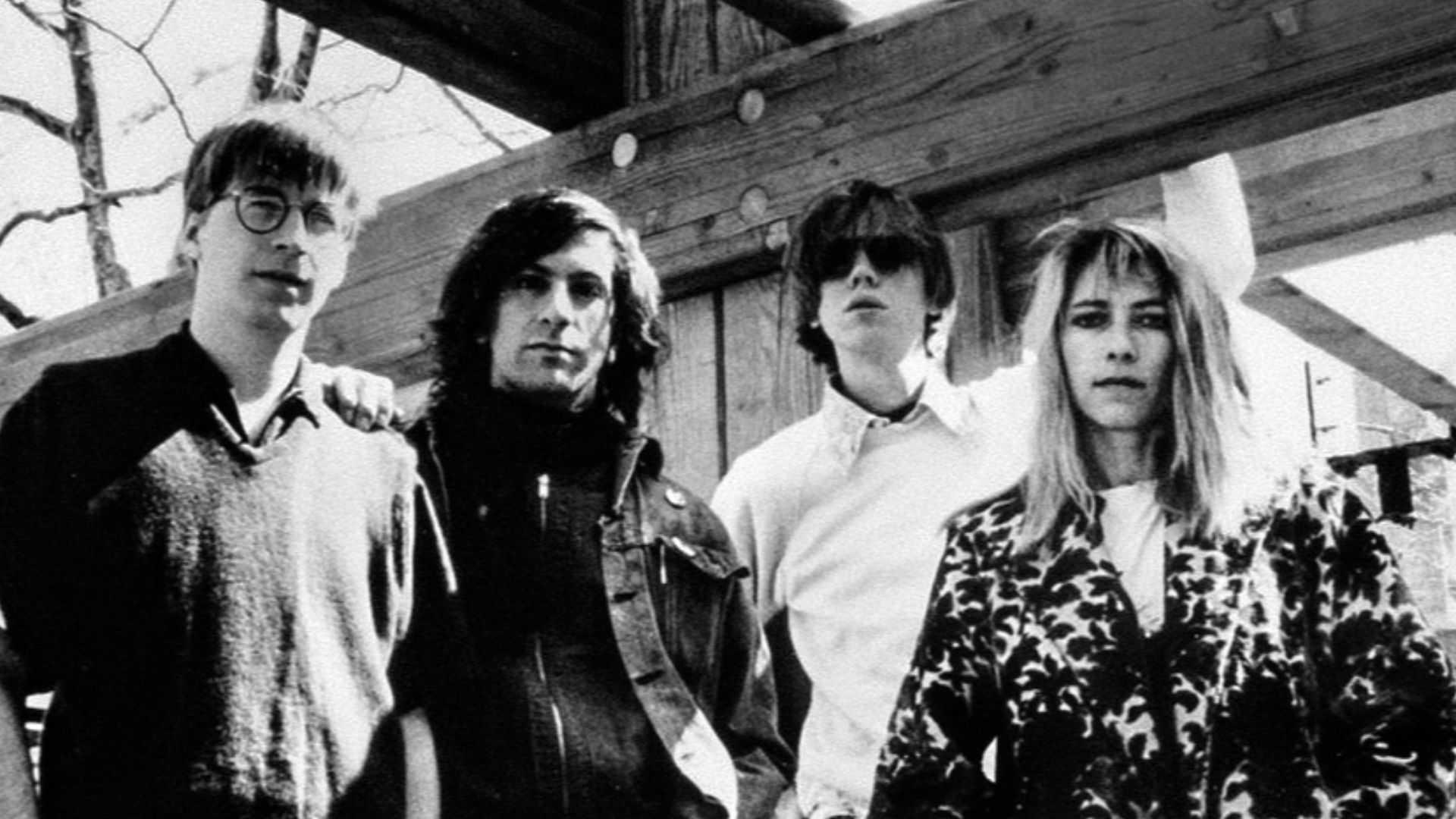 File:Sonic Youth (1987 Monica Dee portrait).jpg