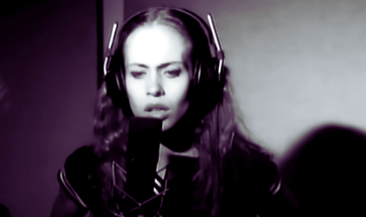 Screenshot from Tidal (1996)