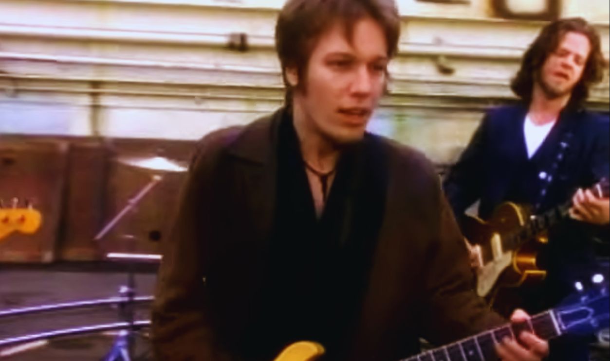 Screenshot from  Ro Sham Bo (1994)