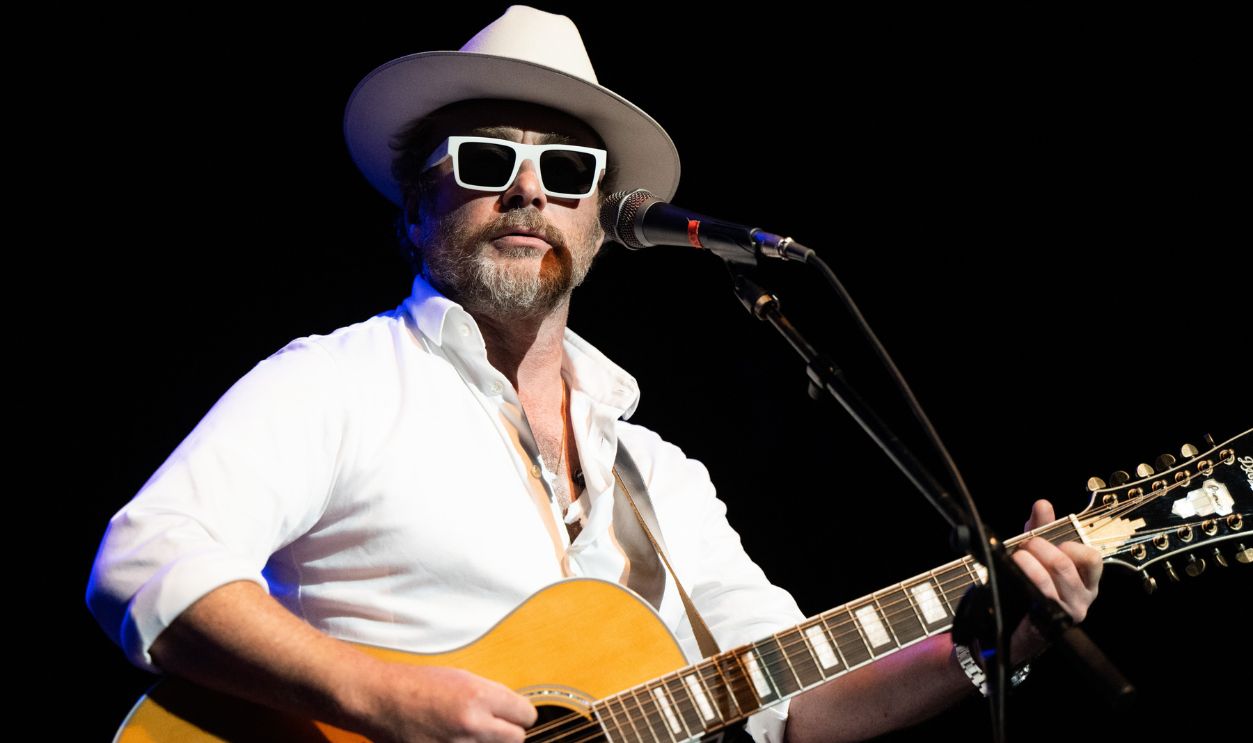 Musician Royston Langdon, former singer of the band Spacehog, performs onstage during the