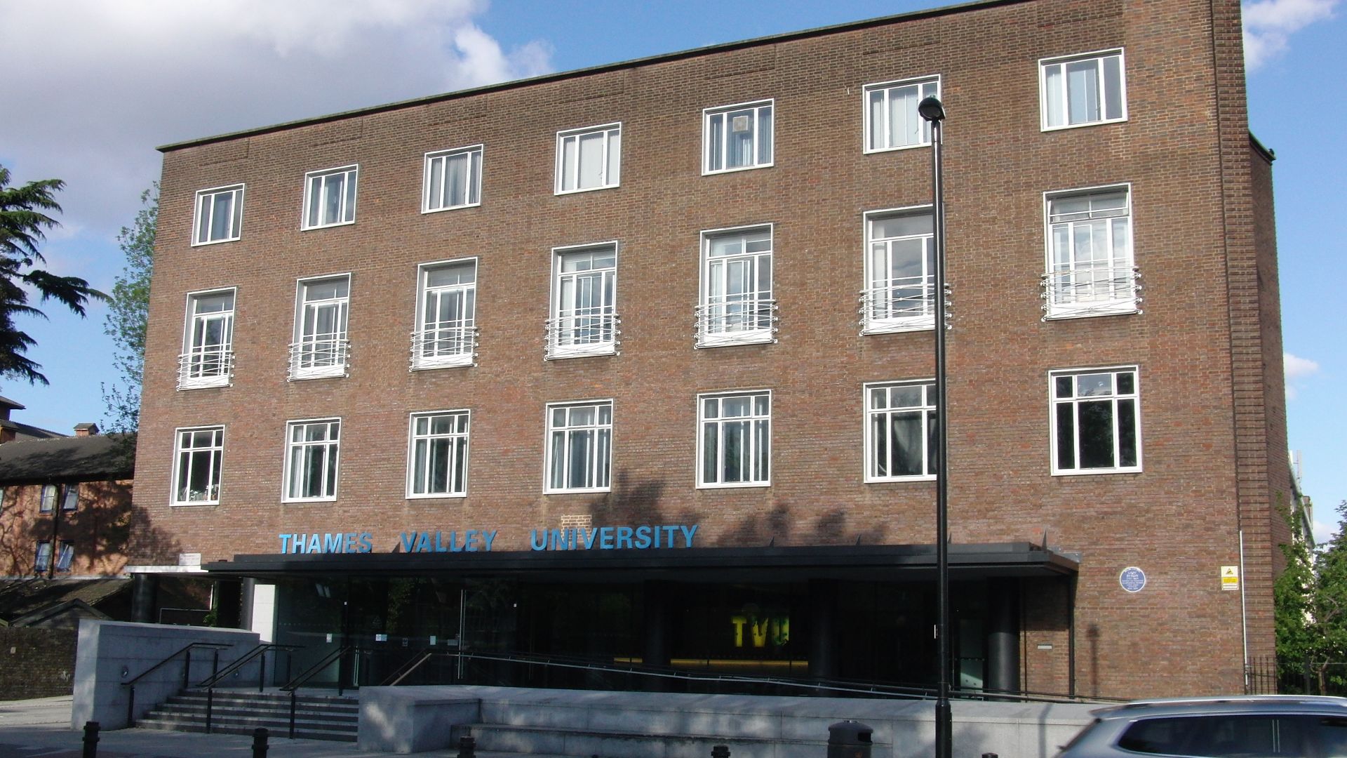 File:TVU Campus St Marys Road.jpg