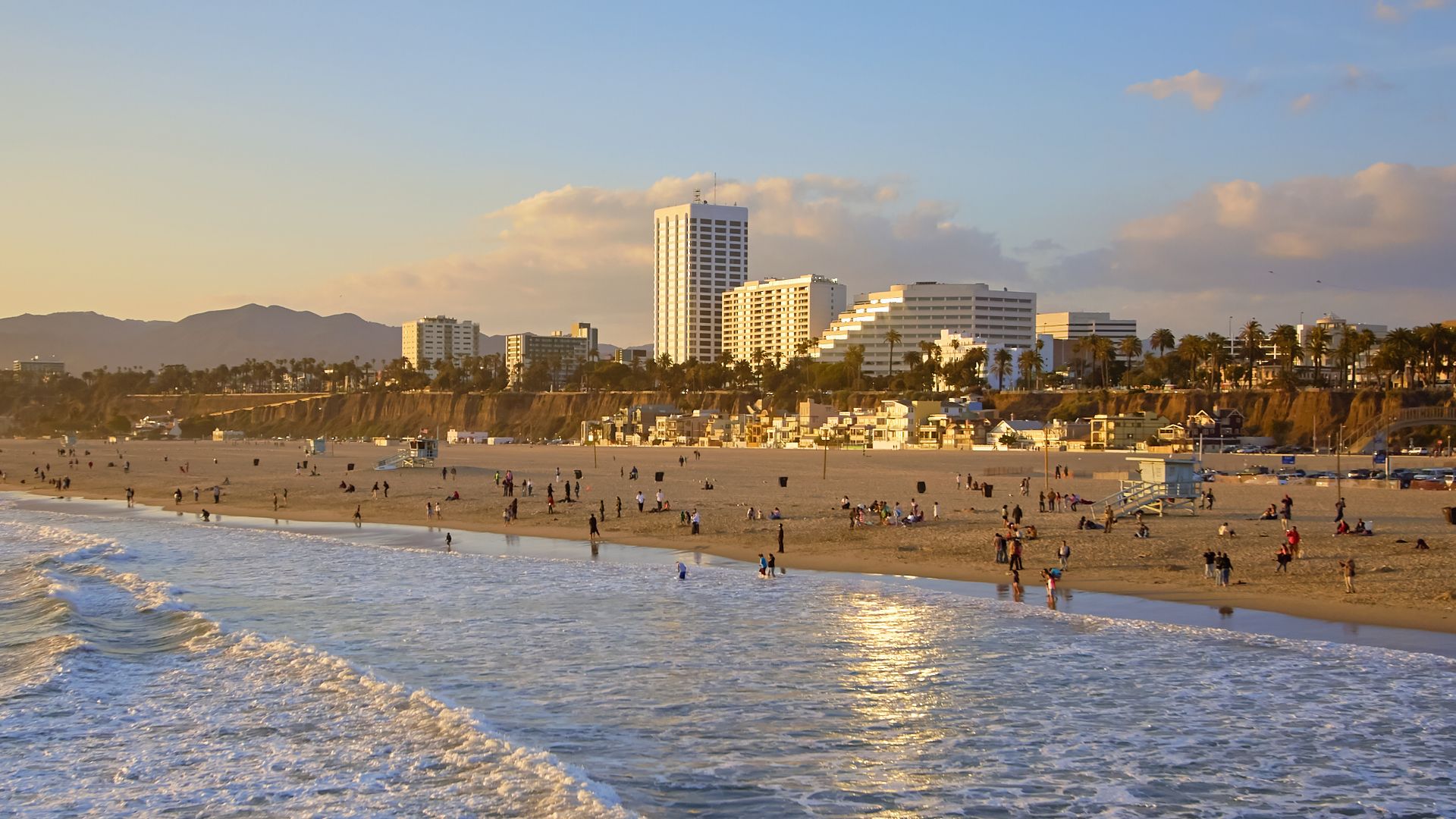 File:Santa Monica (35285634420).jpg