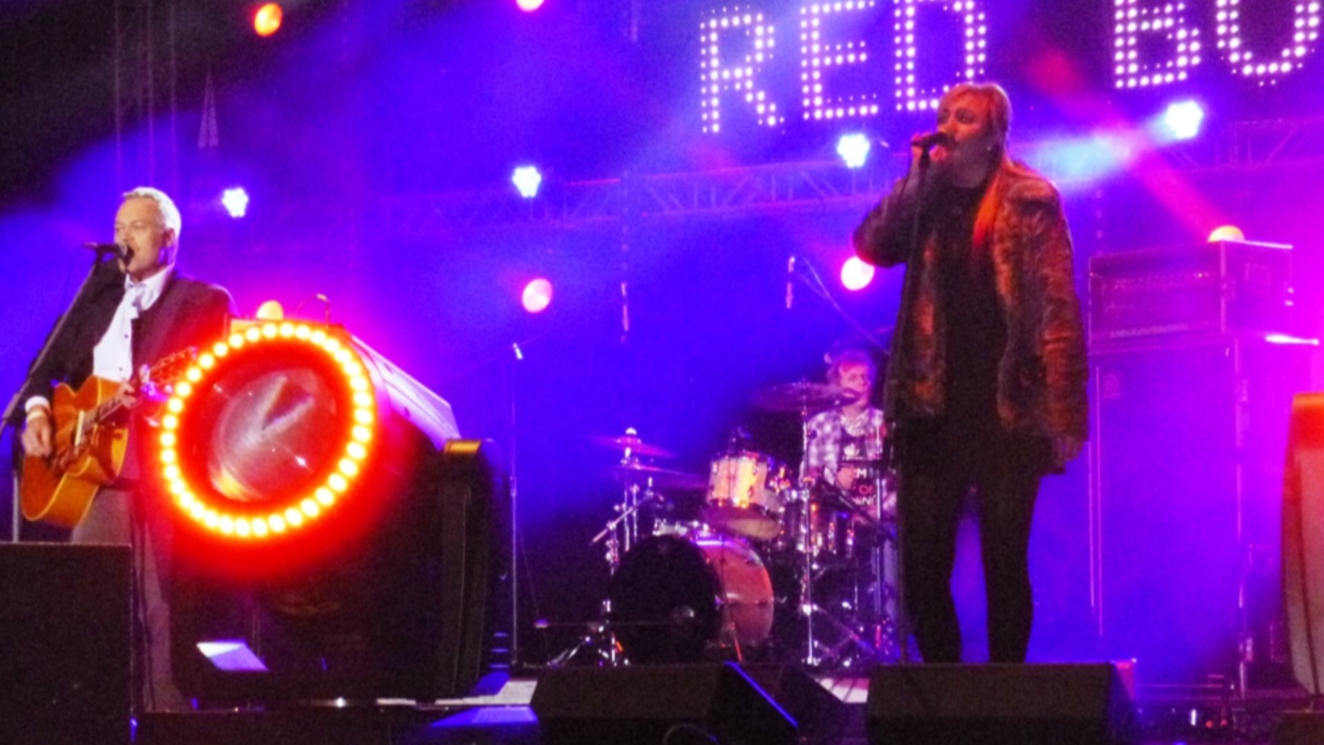 File:Red Box, Warsaw, 2013-12-06.JPG