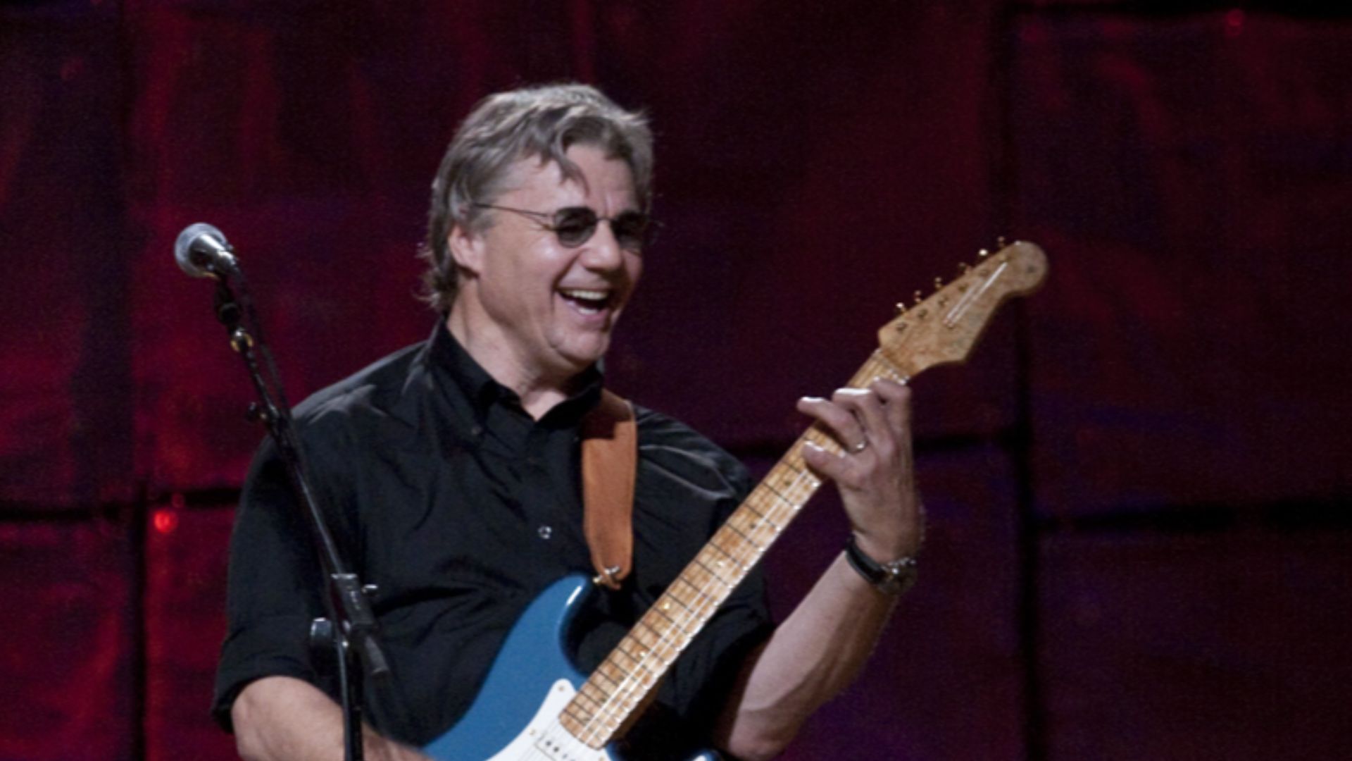 File:Steve Miller Press 2010.jpg