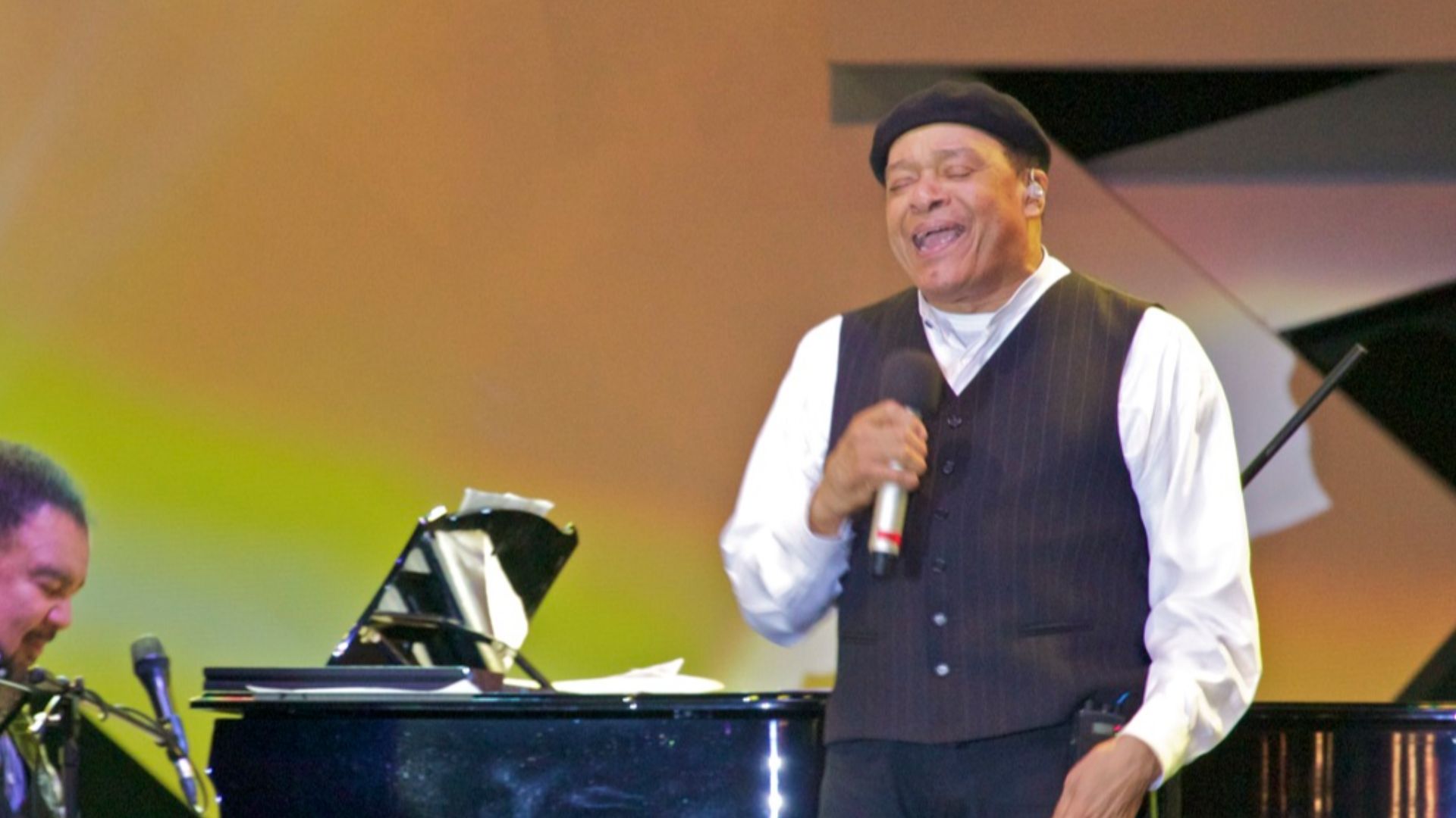 File:Al Jarreau & George Duke.jpg