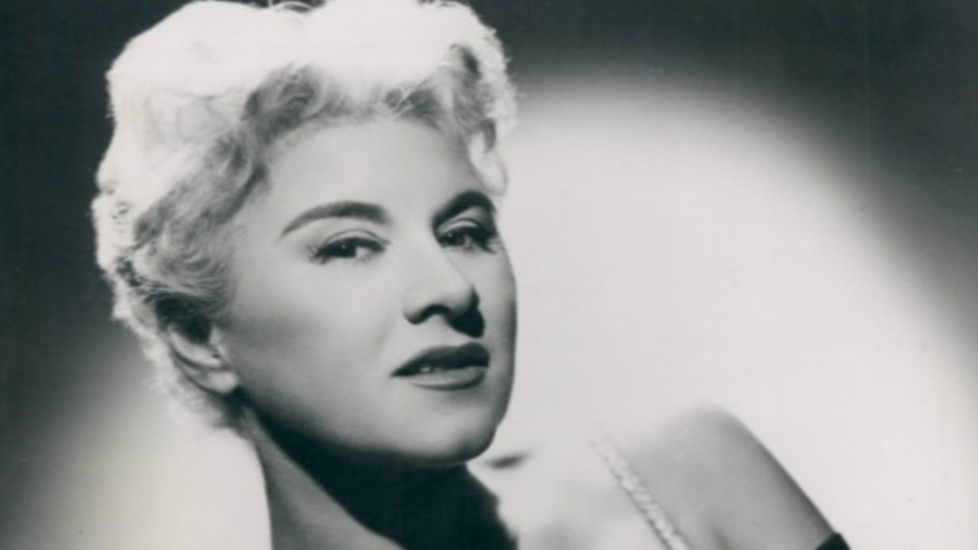 File:Hildegarde 1960.JPG