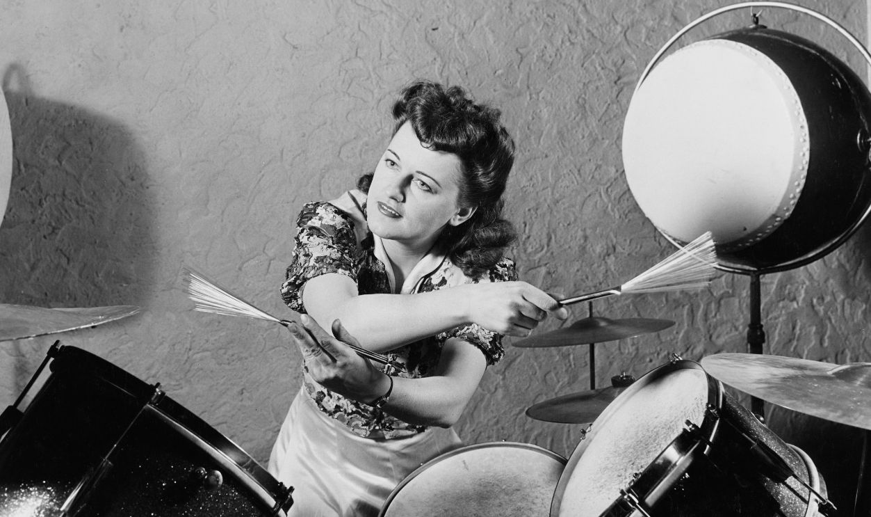 1282510355-Viola Smith On Drums