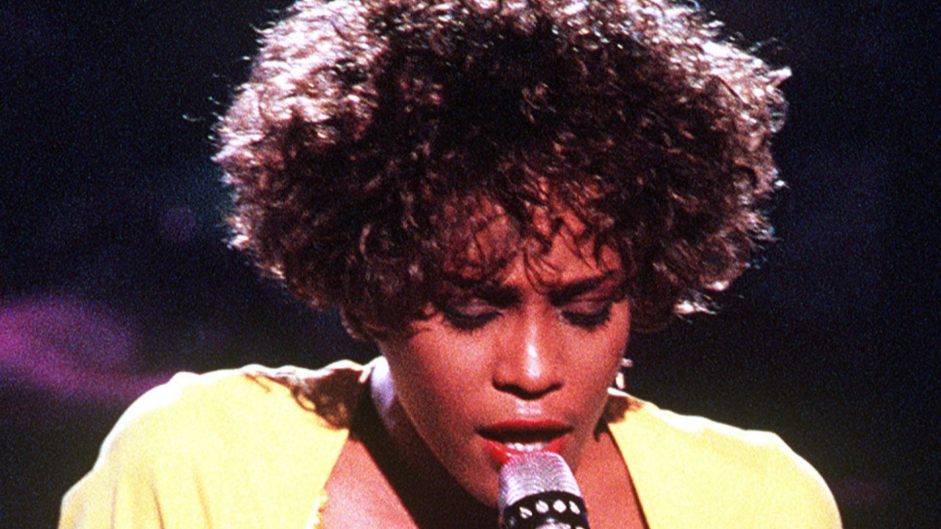 File:Whitney Houston Welcome Heroes 8 (cropped).JPEG