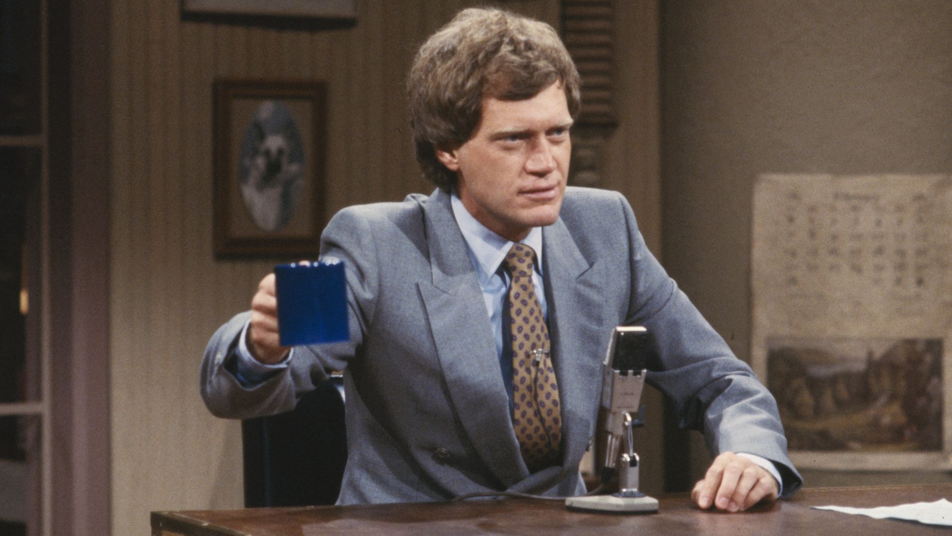 File:David Letterman hosting Late Night show, 1982.jpg