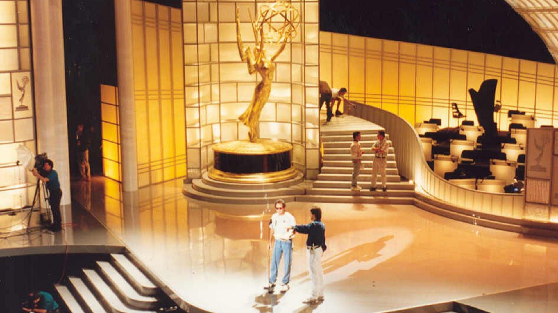 File:Garry Shandling (251672980).jpg