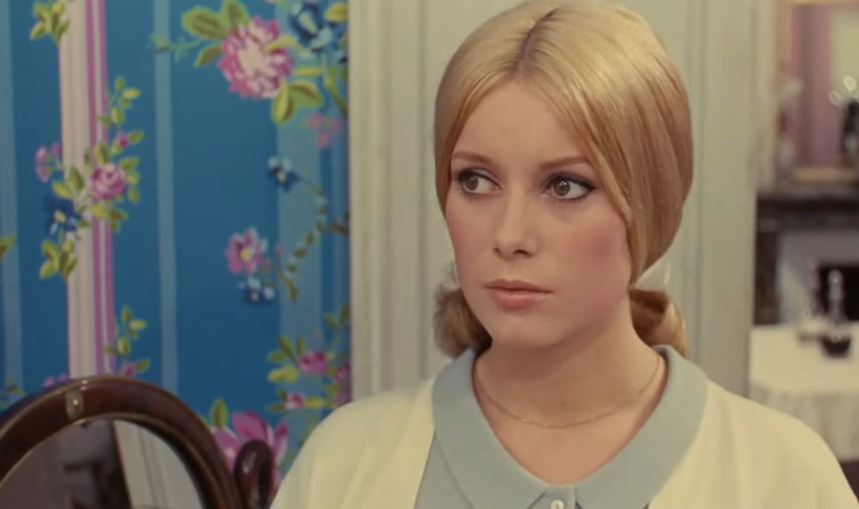Screenshot from The Umbrellas of Cherbourg (1964)
