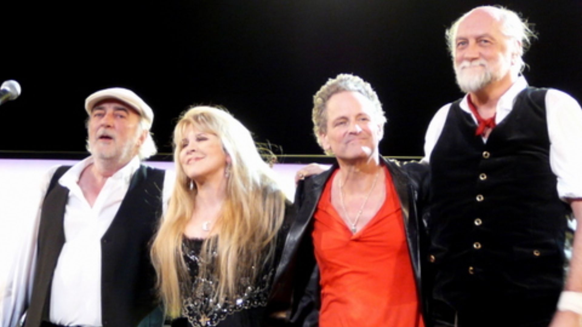 File:Fleetwood Mac 2009.jpg